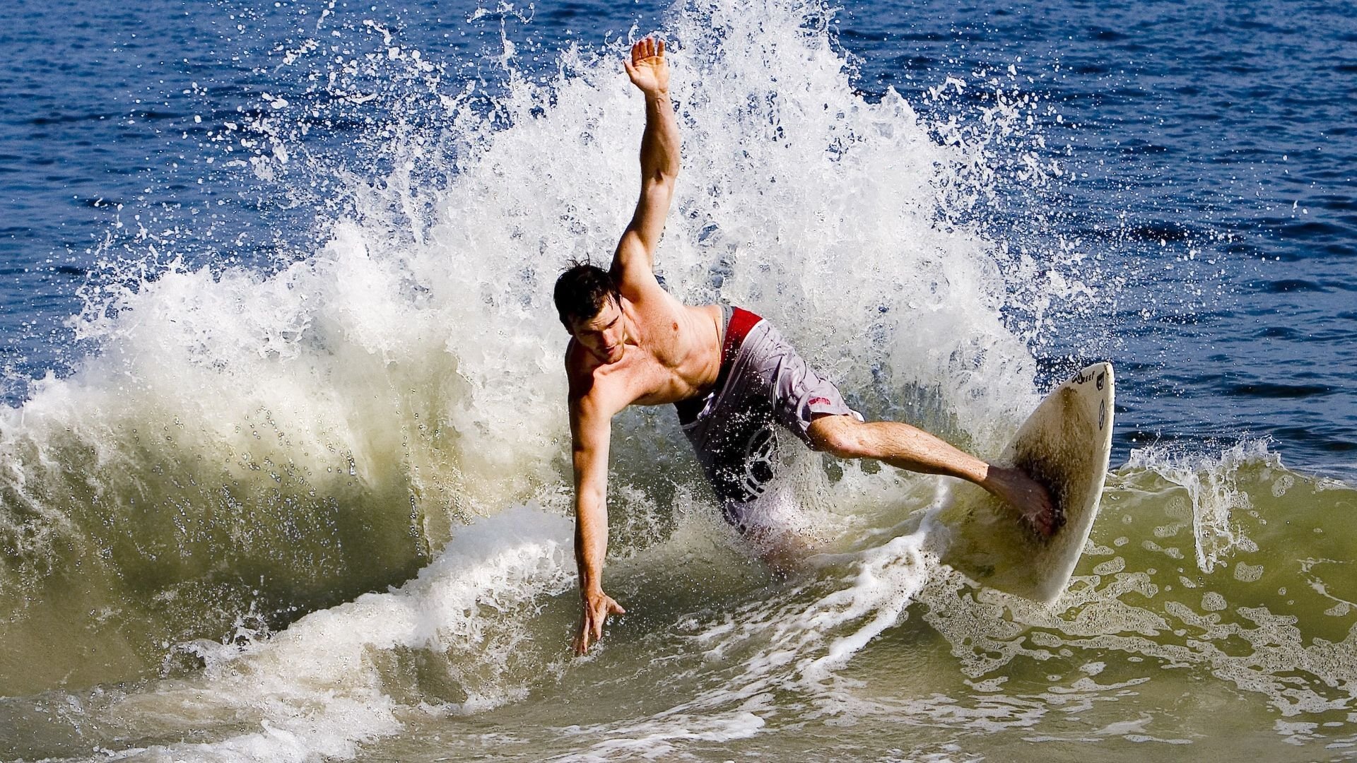 Jiu You-【青训探索】少年运动员顿悟：攻守搭配的系统训练课程，青少年运动员训练指南